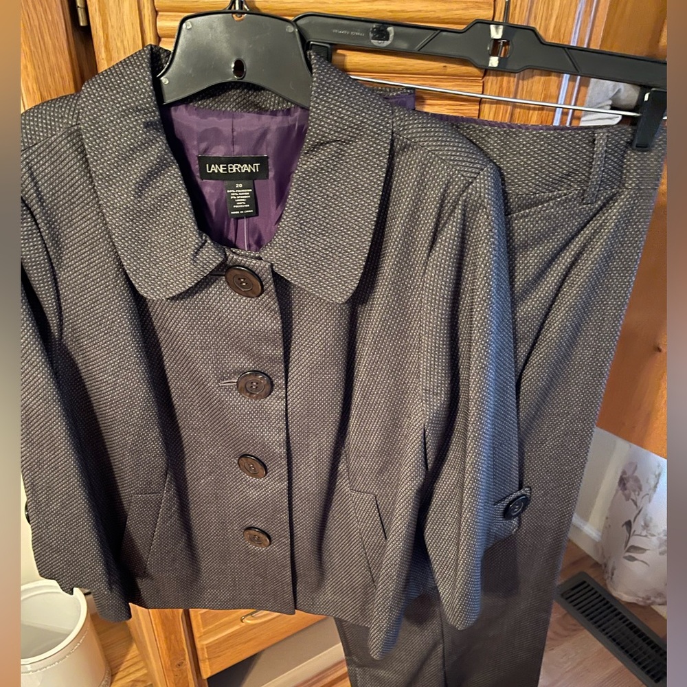Brand New LB Suit